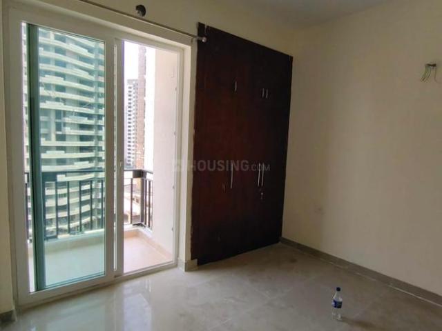 2 BHK Apartment in Sector 137 for rent Noida. The reference number is 20320992