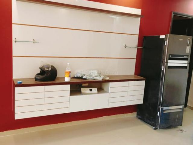 2 BHK Apartment in Sector 137 for rent Noida. The reference number is 20332374