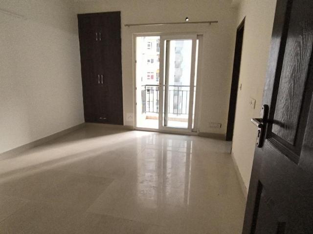 2 BHK Apartment in Sector 137 for rent Noida. The reference number is 20457108