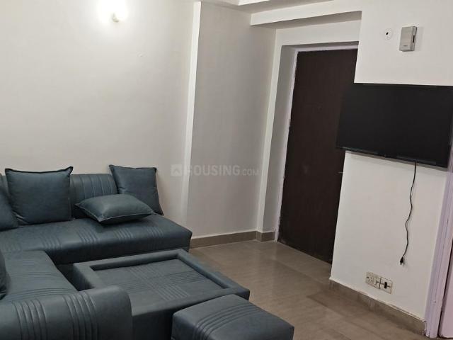 2 BHK Apartment in Sector 137 for rent Noida. The reference number is 20467244