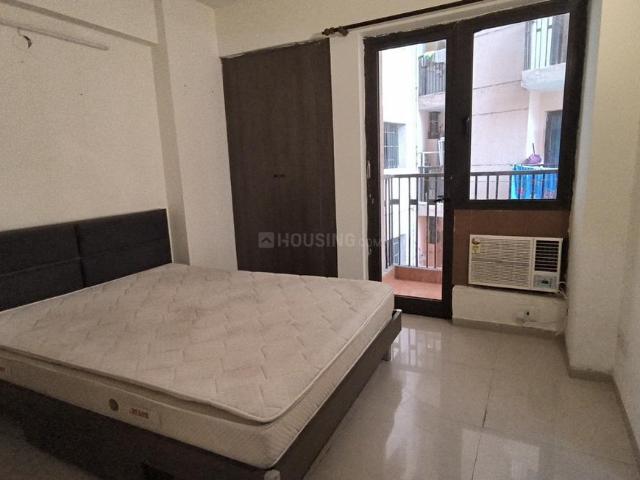 2 BHK Apartment in Sector 137 for rent Noida. The reference number is 20579946