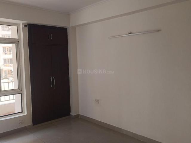2 BHK Apartment in Sector 137 for rent Noida. The reference number is 20535514