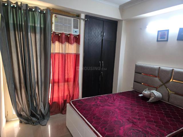 2 BHK Apartment in Sector 137 for rent Noida. The reference number is 20658365