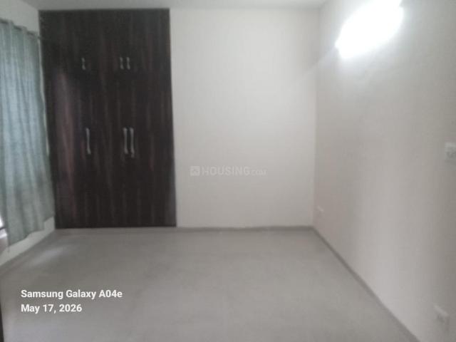 2 BHK Apartment in Sector 137 for rent Noida. The reference number is 20670472