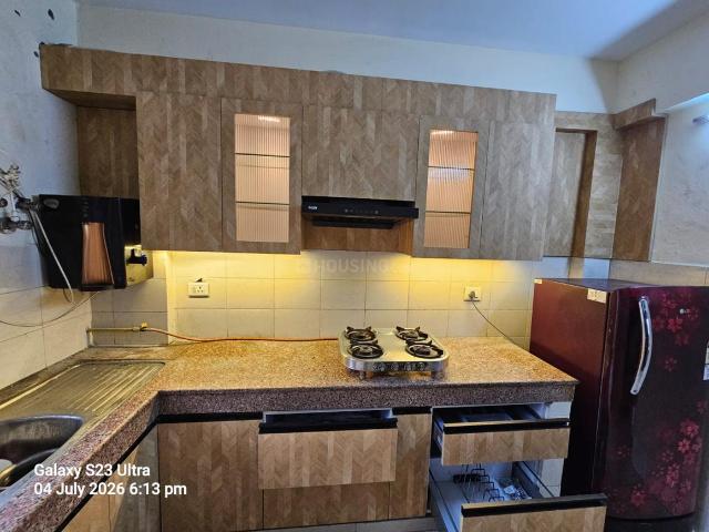 2 BHK Apartment in Sector 137 for rent Noida. The reference number is 20687498