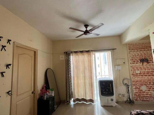 2 BHK Apartment in Sector 137 for rent Noida. The reference number is 20687557