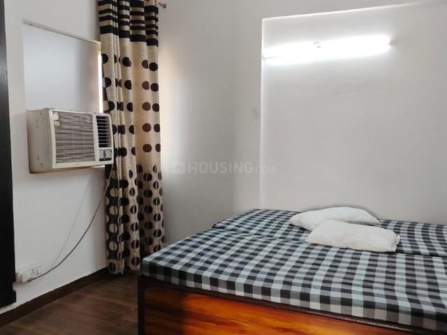 2 BHK Apartment in Sector 137 for rent Noida. The reference number is 20637544