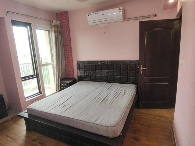 2 BHK Apartment in Sector 137 for rent Noida. The reference number is 20712239