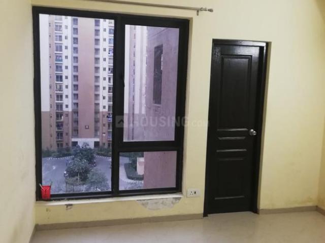 2 BHK Apartment in Sector 137 for rent Noida. The reference number is 20717582
