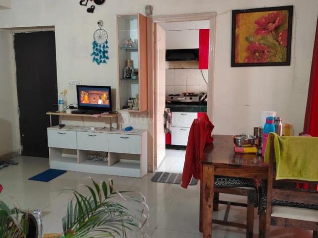 2 BHK Apartment in Sector 137 for rent Noida. The reference number is 20731308
