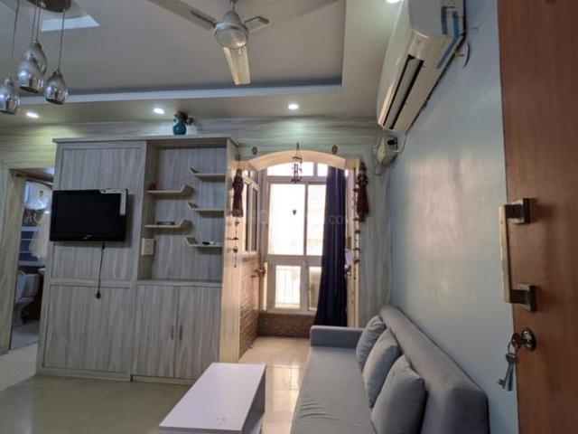 2 BHK Apartment in Sector 137 for rent Noida. The reference number is 20933867