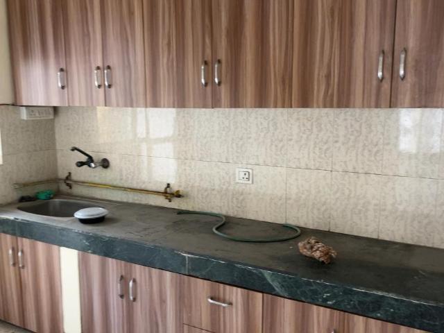 2 BHK Apartment in Sector 137 for resale Noida Greater Noida Expressway. The reference number is 11554314