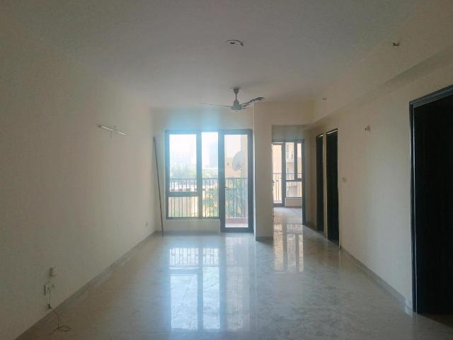 2 BHK Apartment in Sector 137 for resale Noida Greater Noida Expressway. The reference number is 16676630