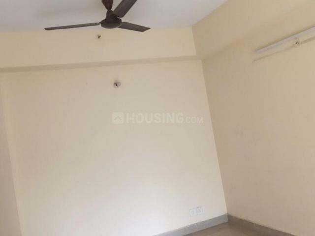 2 BHK Apartment in Sector 137 for resale Noida. The reference number is 14829080