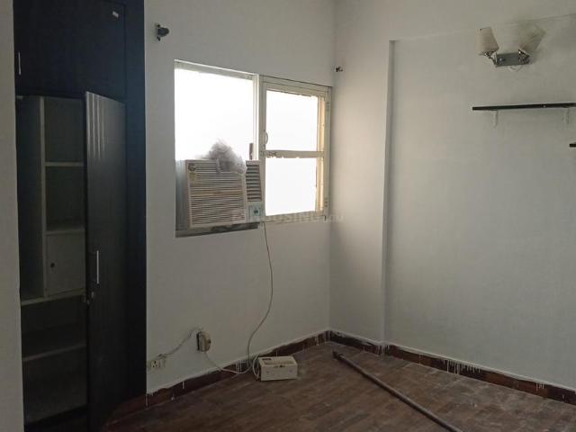 2 BHK Apartment in Sector 137 for resale Noida. The reference number is 17940413