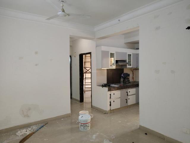 2 BHK Apartment in Sector 137 for resale Noida. The reference number is 18169582