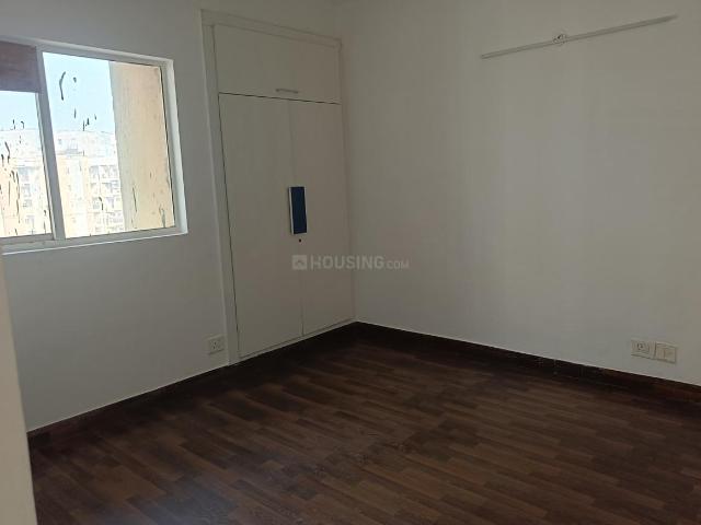 2 BHK Apartment in Sector 137 for resale Noida. The reference number is 18540842