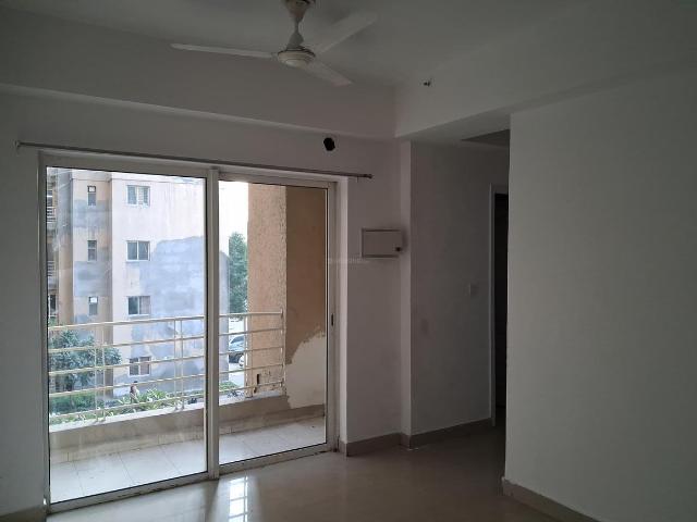 2 BHK Apartment in Sector 137 for resale Noida. The reference number is 19503020