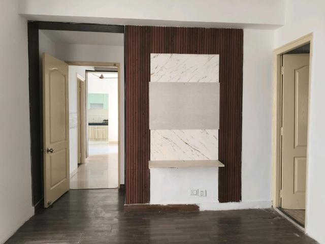 2 BHK Apartment in Sector 137 for resale Noida. The reference number is 20294461