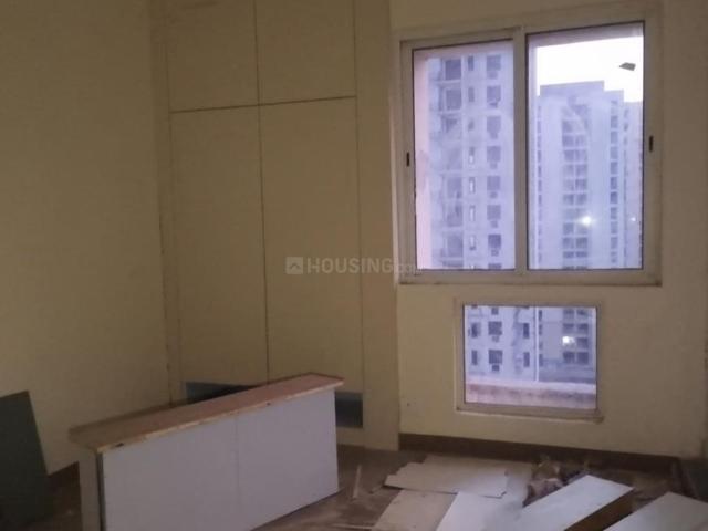 2 BHK Apartment in Sector 134 for rent Noida. The reference number is 19401608
