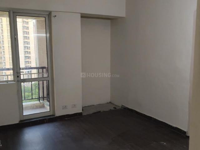 2 BHK Apartment in Sector 134 for rent Noida. The reference number is 19827298