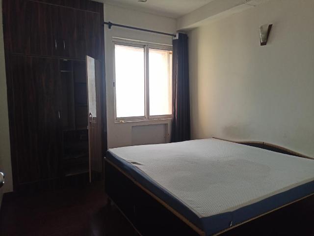 2 BHK Apartment in Sector 134 for rent Noida. The reference number is 20077214