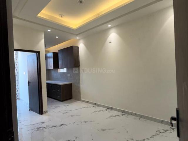 2 BHK Apartment in Sector 134 for rent Noida. The reference number is 20166759