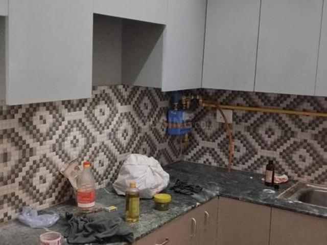 2 BHK Apartment in Sector 134 for rent Noida. The reference number is 20235476
