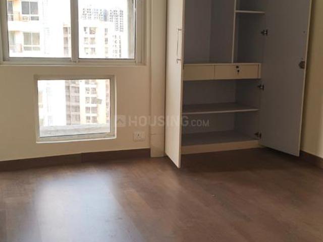 2 BHK Apartment in Sector 134 for rent Noida. The reference number is 20381264