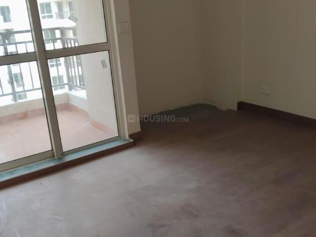 2 BHK Apartment in Sector 134 for rent Noida. The reference number is 20398209