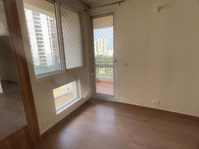 2 BHK Apartment in Sector 134 for rent Noida. The reference number is 20562609