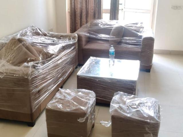 2 BHK Apartment in Sector 134 for rent Noida. The reference number is 20896027