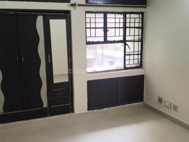 2 BHK Apartment in Sector 13 Dwarka for rent New Delhi. The reference number is 20596797