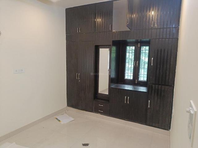 2 BHK Apartment in Sector 13 Dwarka for rent New Delhi. The reference number is 20833644