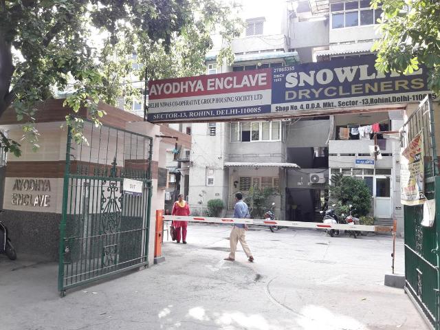 2 BHK Apartment in Sector 13 Rohini for resale New Delhi. The reference number is 19928094