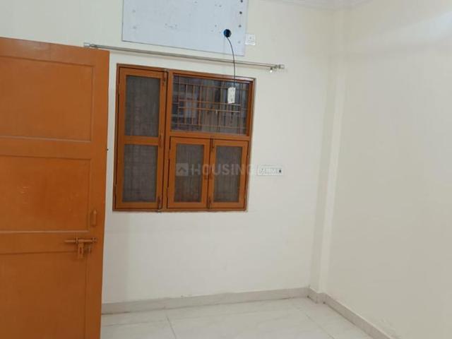 2 BHK Apartment in Sector 13 Rohini for resale New Delhi. The reference number is 20546571