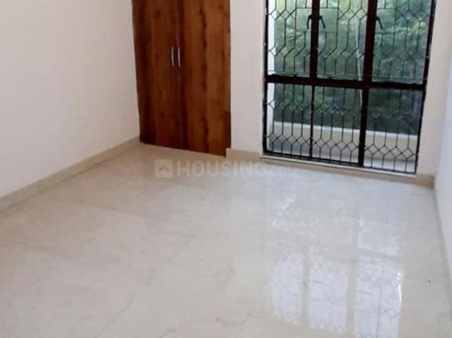 2 BHK Apartment in Sector 1 Dwarka for resale New Delhi. The reference number is 16394763