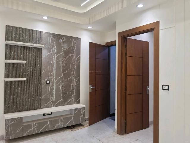 2 BHK Apartment in Sector 1 Dwarka for resale New Delhi. The reference number is 20206863
