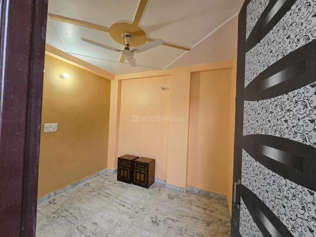 2 BHK Apartment in Sector 24 Dwarka for rent New Delhi. The reference number is 19975344