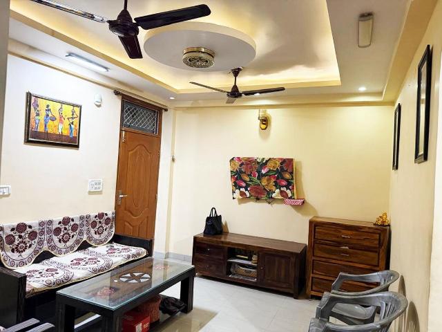 2 BHK Apartment in Sector 24 Dwarka for rent New Delhi. The reference number is 20601146