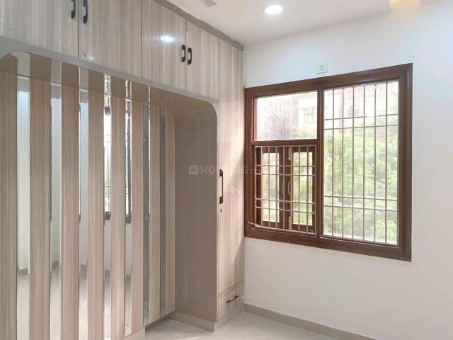 2 BHK Apartment in Sector 24 Rohini for rent New Delhi. The reference number is 19286312