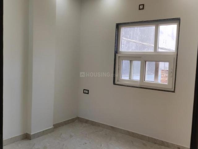 2 BHK Apartment in Sector 24 Rohini for resale New Delhi. The reference number is 19421560