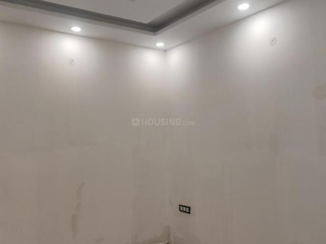 2 BHK Apartment in Sector 24 Rohini for resale New Delhi. The reference number is 19422209