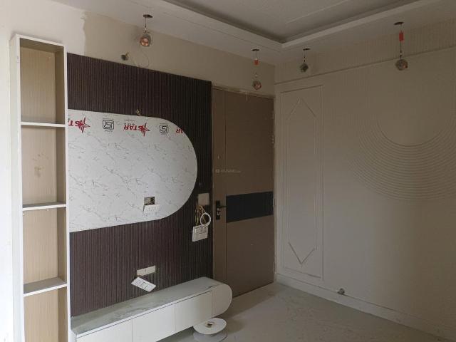 2 BHK Apartment in Sector 24 Rohini for resale New Delhi. The reference number is 20357300