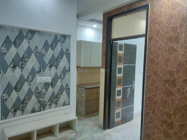 2 BHK Apartment in Sector 24 Rohini for resale North West Delhi. The reference number is 17546648