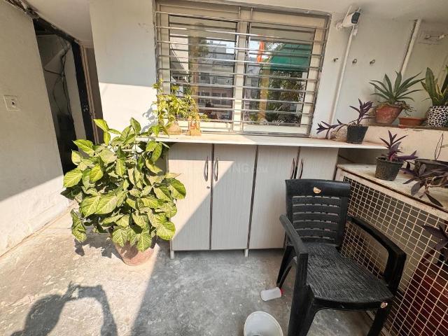 2 BHK Apartment in DLF Phase 4 for rent Gurgaon. The reference number is 19642090