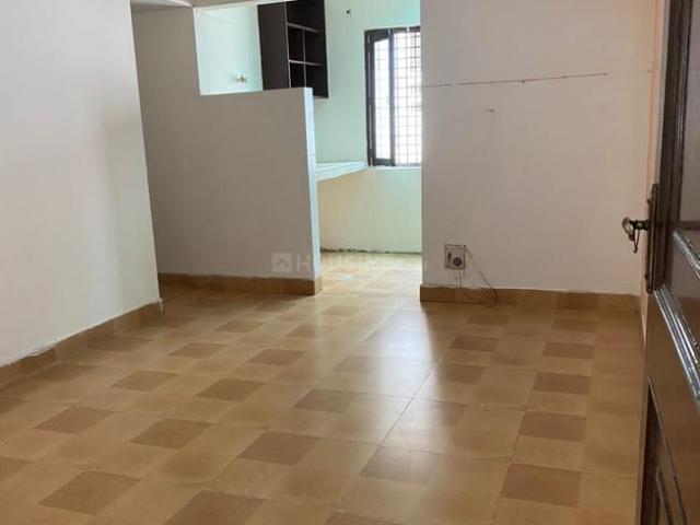 2 BHK Apartment in Sector 21 for rent Gurgaon. The reference number is 20531809