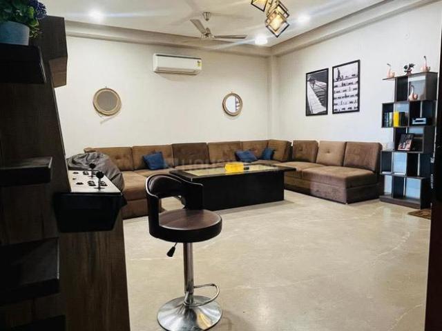 2 BHK Apartment in Sector 21 for rent Gurgaon. The reference number is 20265751