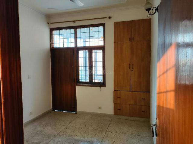 2 BHK Apartment in Sector 21C for rent Faridabad. The reference number is 20647615