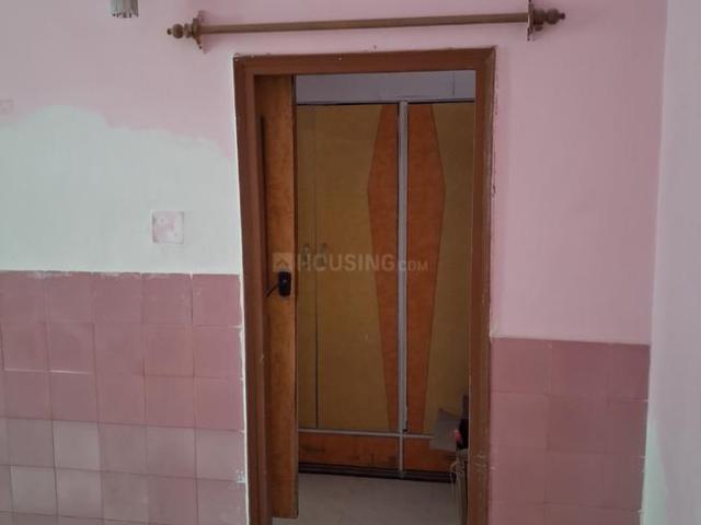 2 BHK Apartment in Sector 21C for rent Faridabad. The reference number is 20054423